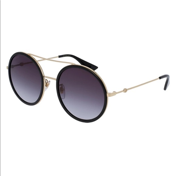 Gucci Accessories - Gucci black aviator sunglasses